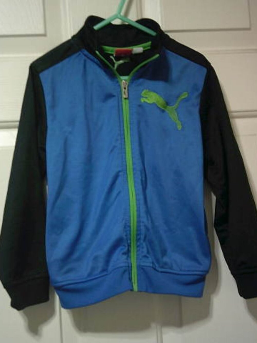 CUTE BOYS SIZE 4T PUMA BRAND ATHLETIC JACKET W/ POCKETS GREEN NEON TIGER LOGO